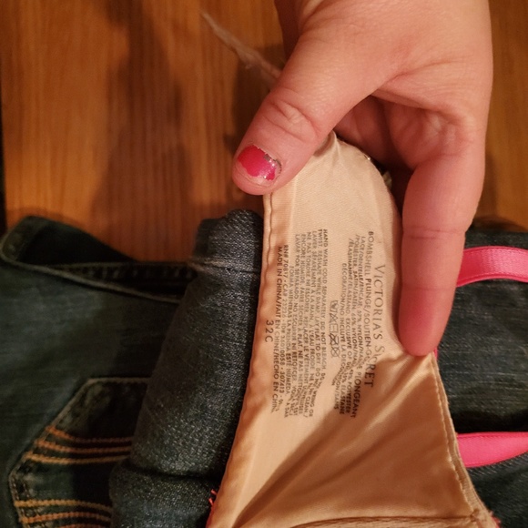 Bra - Picture 2 of 2